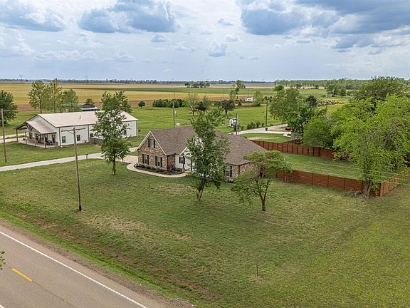 3rd image of 3310 W County Road 396