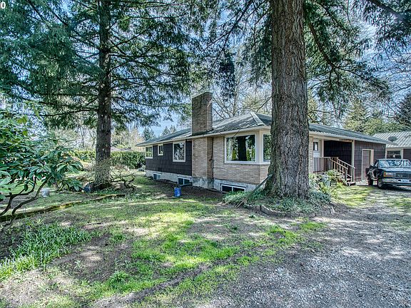 2nd image of 4209 NE 82nd St