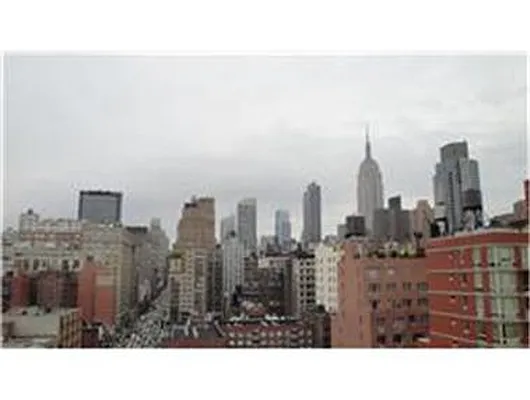 Rented by Douglas Elliman | media 27