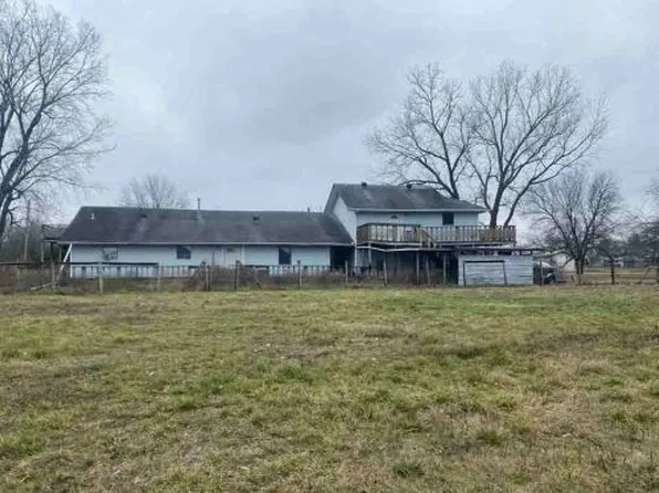 519 E Seminole Ave, Nowata, OK 74048