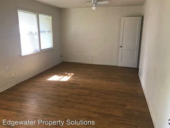 3rd image of 2506 Jackson Ln