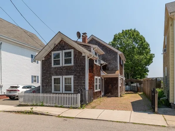 7 Derby St #0, Gloucester, MA 01930