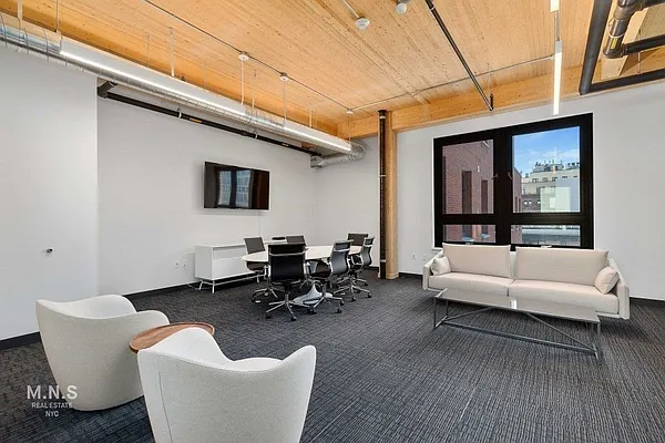 Rented by MNS | media 22