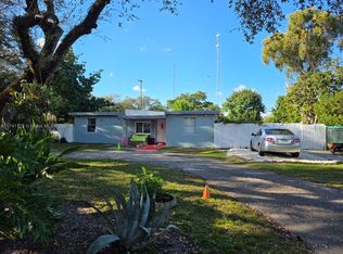 116 Clifton Rd, West Park, FL 33023