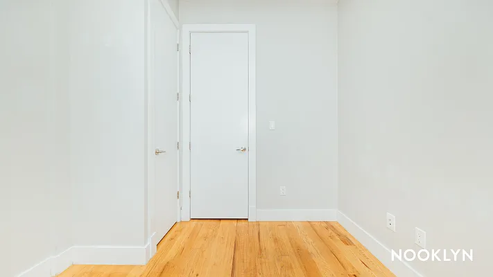 Rented by Nooklyn NYC LLC | media 17