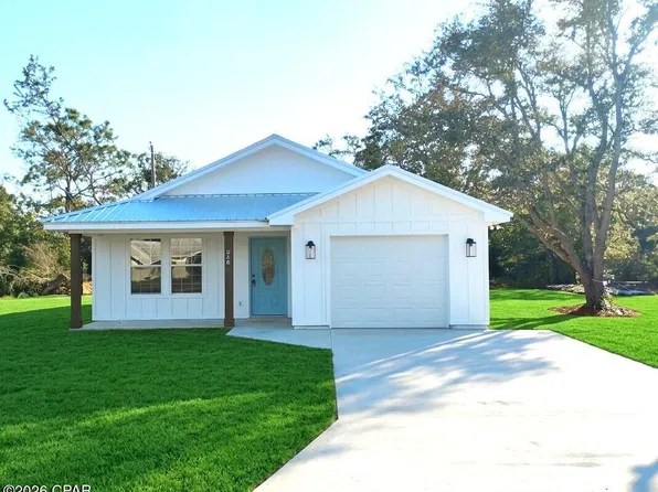 2143 Sunny Hills Blvd, Chipley, FL 32428