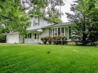 102 Highland Acres Rd, Marshalltown, IA 50158