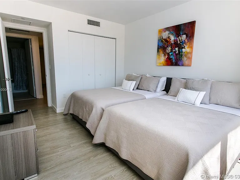 2600 E Hallandale Beach Blvd #T2002 — Photo 19