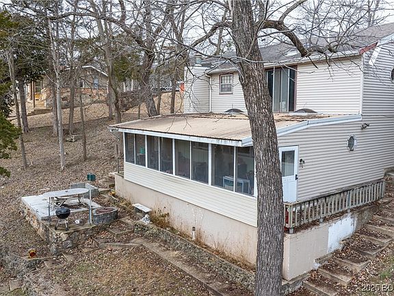 2nd image of 264 Little Island Dr