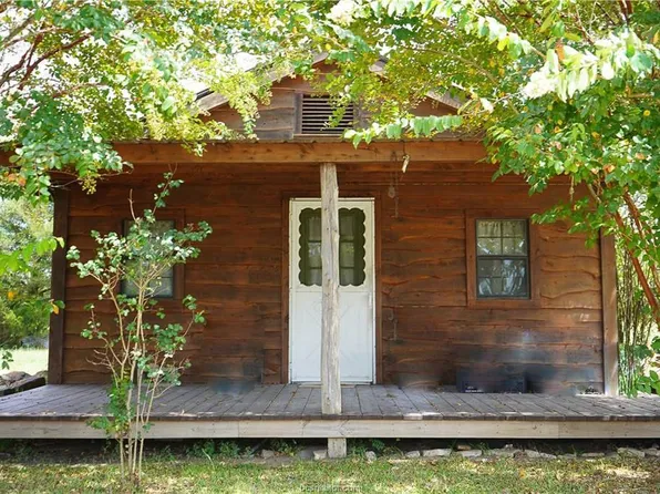 6759 Highway 105 E #Pie, Navasota, TX 77868