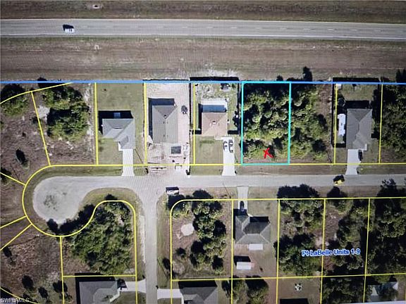 3rd image of 8047 Sherwood CIR