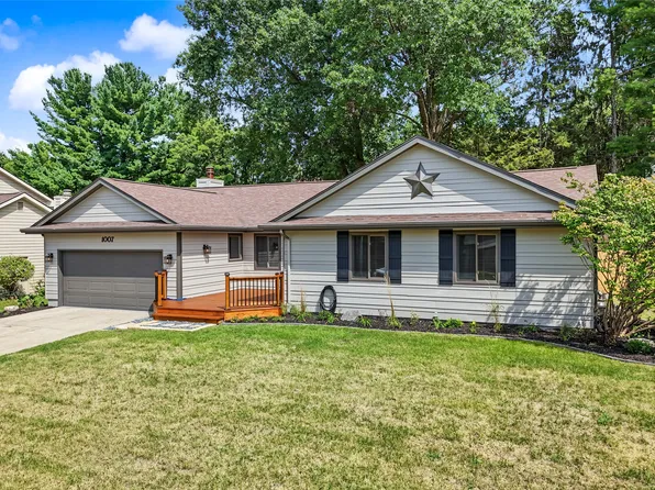 1007 Woodland Park Dr, West Des Moines, IA 50266