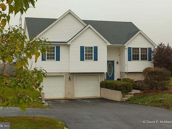 2nd image of 217 McGill Dr