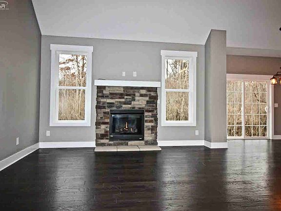 4th image of 12391 Wolfberry Dr