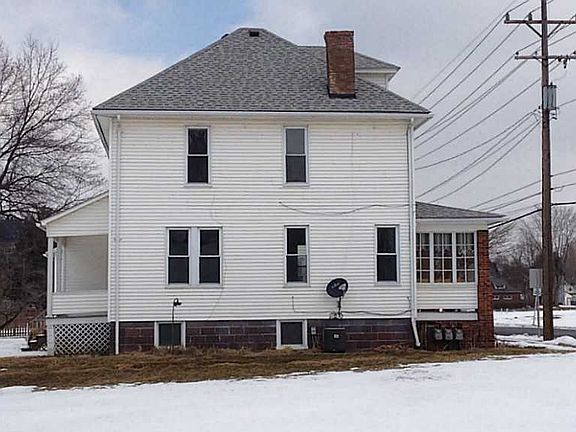 5th image of 113 N Walnut St
