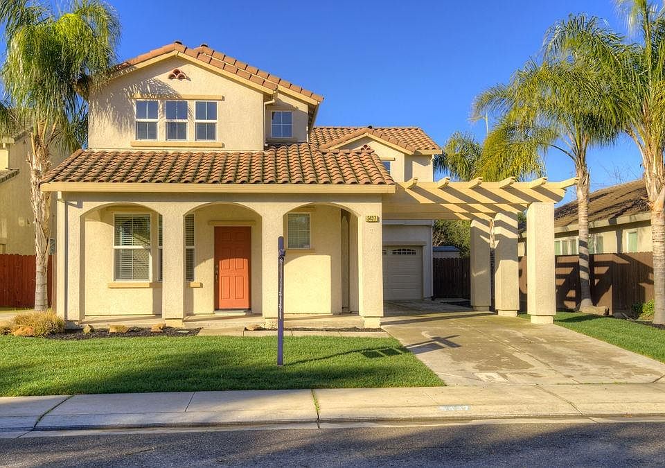 2nd image of 5437 Boardwalk Way