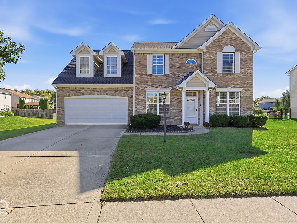 1st image of 8035 Meadow Bend Ln