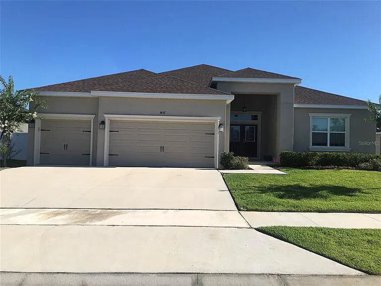1437 Cypress View Ln — Photo 1