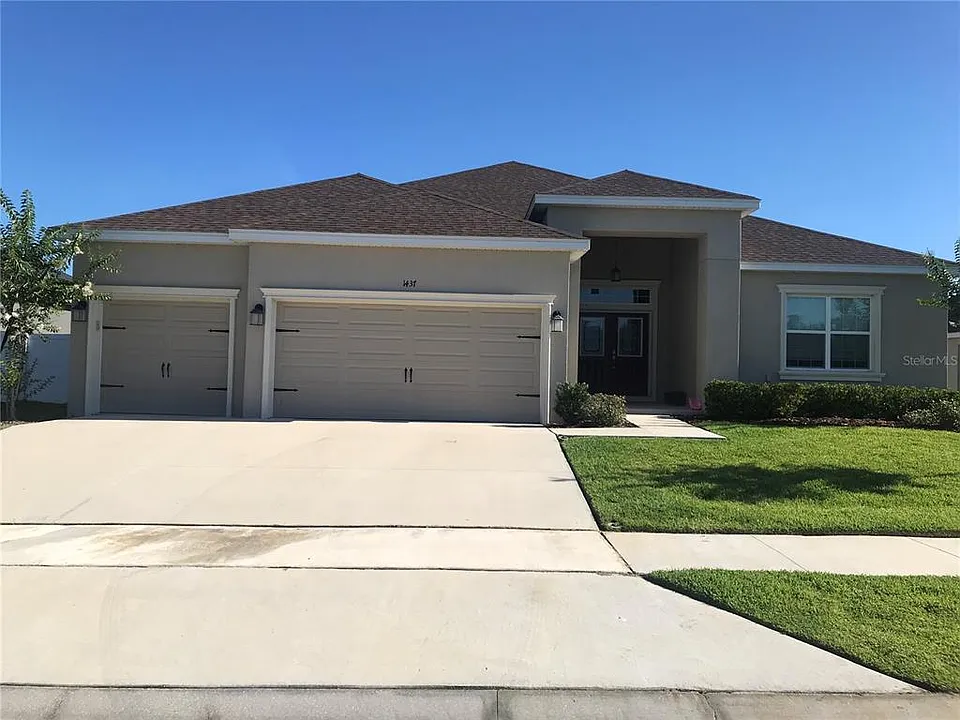 1437 Cypress View Ln