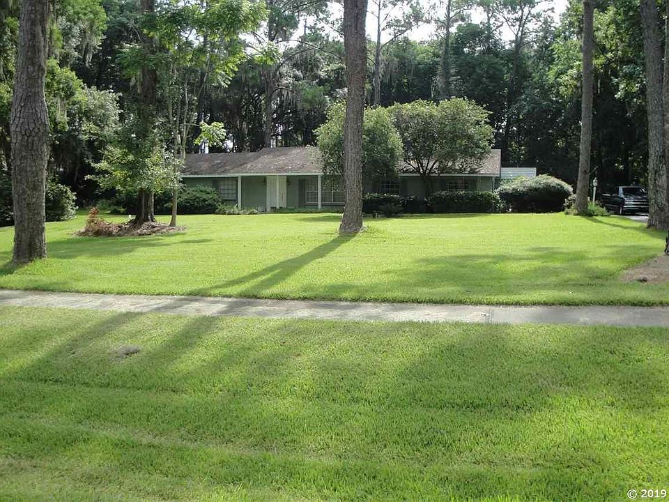 1st image of 1101 NW 107th Ter