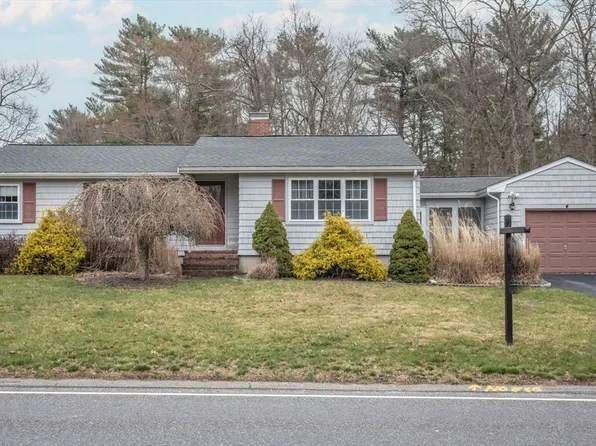 184 Orchard St, Raynham, MA 02767