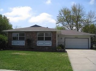 3915 SW 35th Ter, Topeka, KS 66614