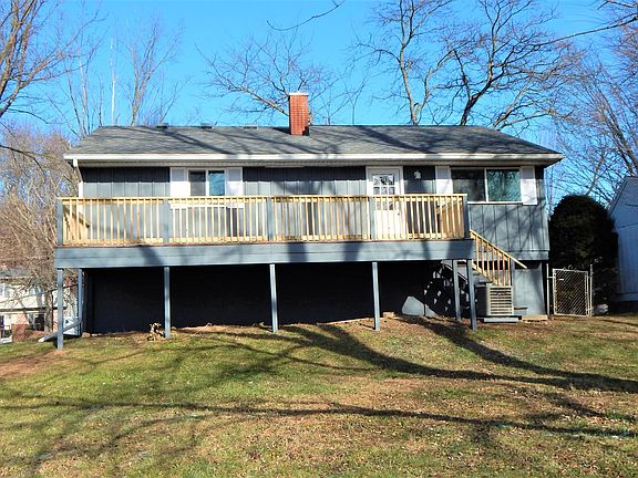 2nd image of 702 E Broadwell St