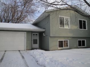 8850 90th St S, Cottage Grove, MN 55016