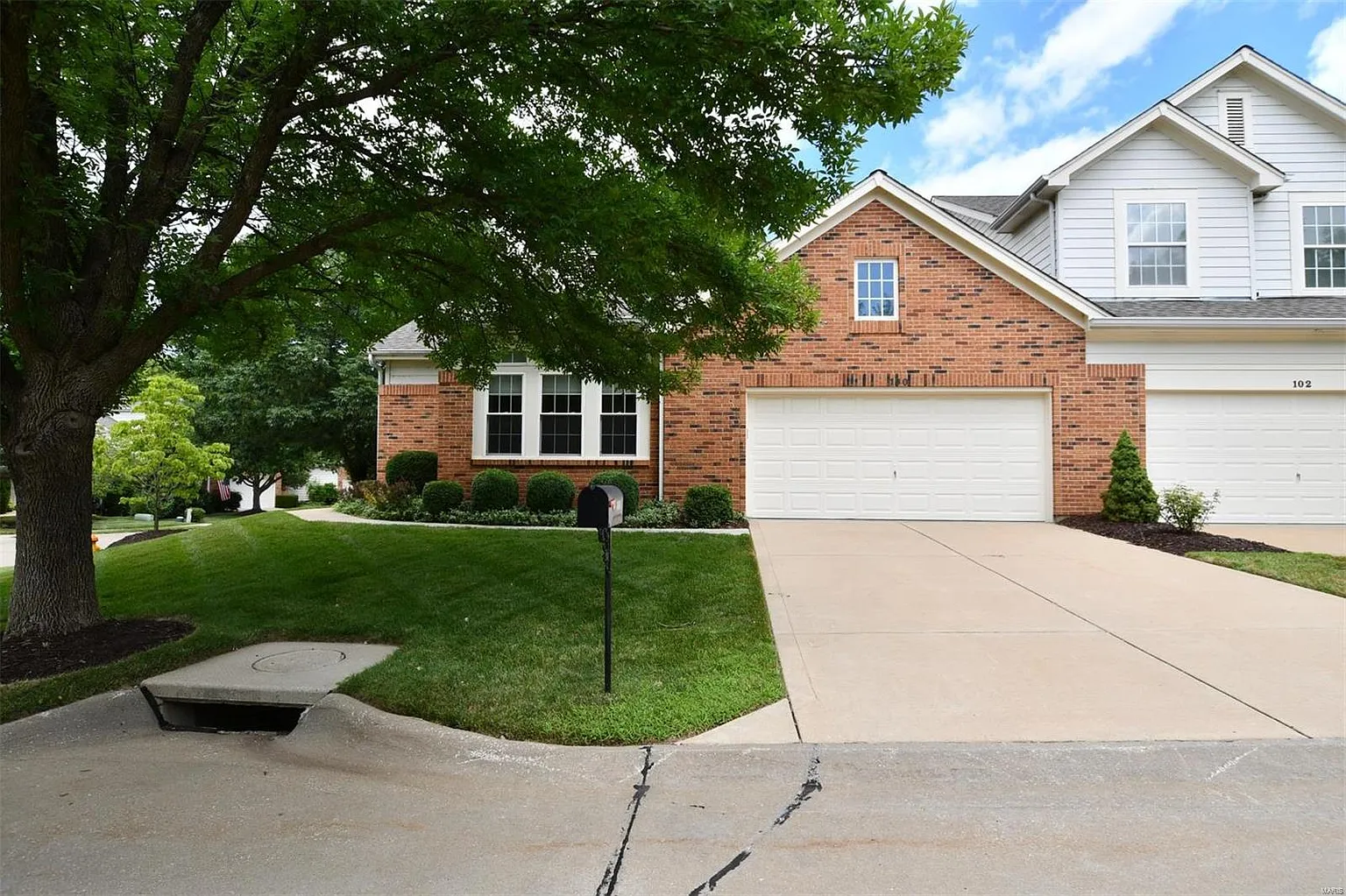 100 Chesterfield Bluffs Dr photo 1