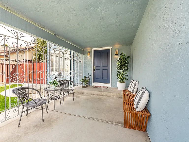 4626 Carmen Way — Photo 15