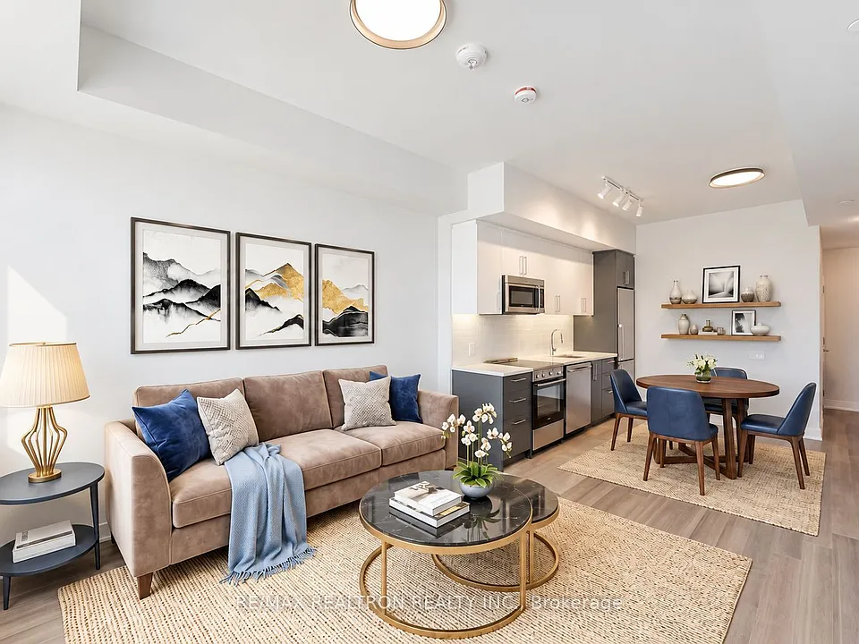 664 Spadina Ave #904