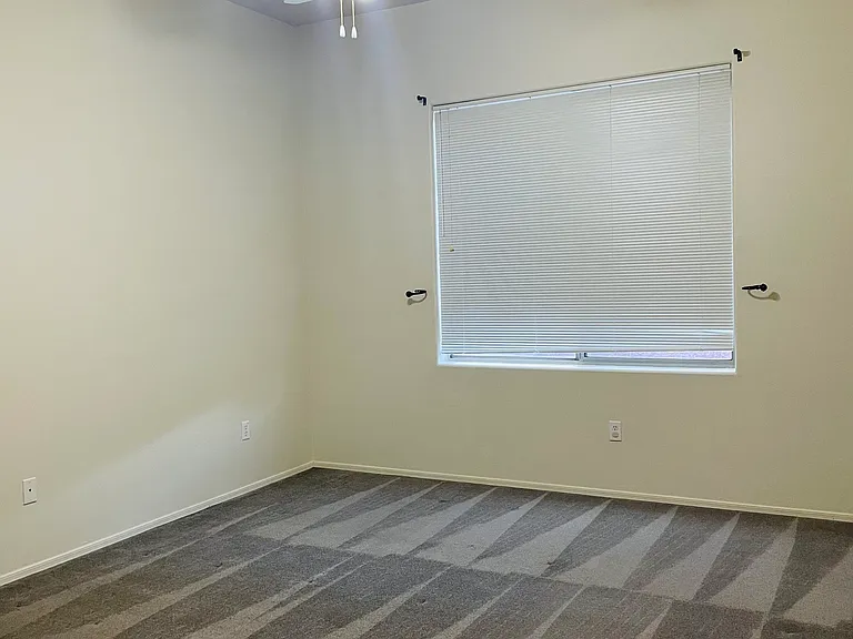 10417 S Avenger Ln — Photo 14