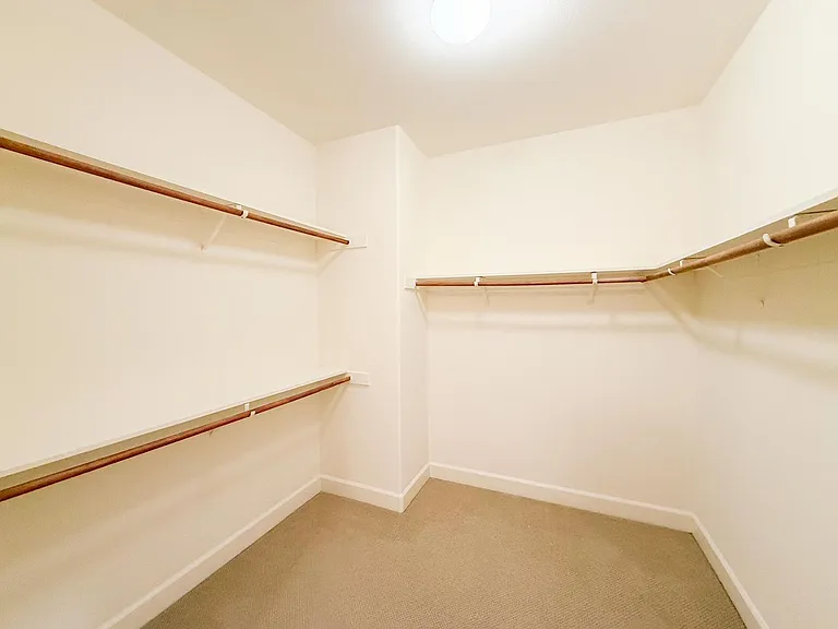 342 Stanforth Ct — Photo 35