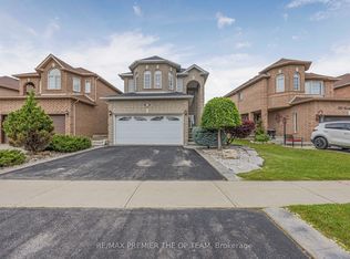 223 Landsbridge St, Caledon, ON L7E 2J6