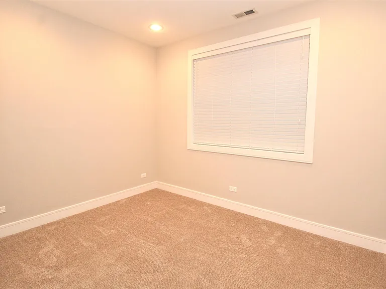 2408 W Cortland St #1W — Photo 12