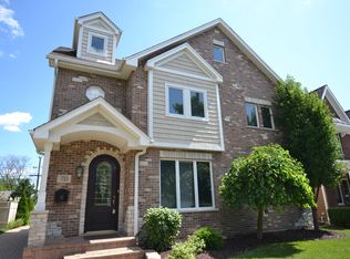 733 S Hawthorne Ave, Elmhurst, IL