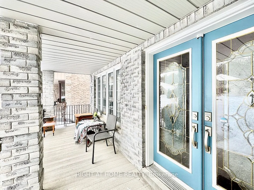 4 bed, $3,100 — Photo 3