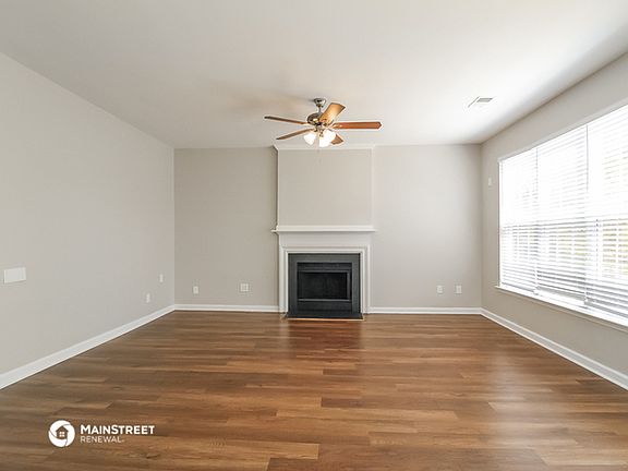 4th image of 4004 Shire Ct