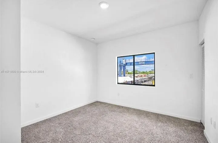 1-245 NW 13th St #245 — Photo 31