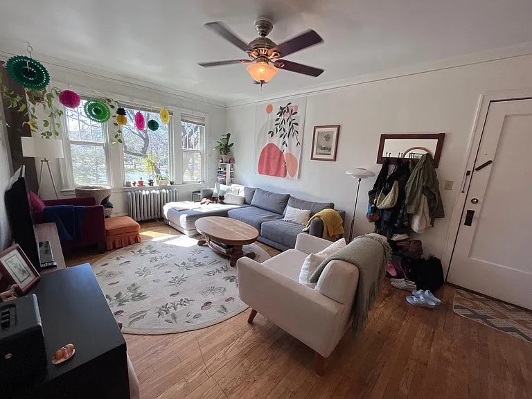 2517 Bryant Ave S #202 — Photo 1
