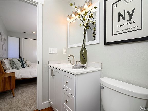 3rd image of 172 SW 200th St #172