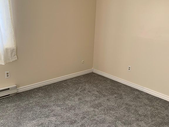5th image of 4941 Thurston Ave