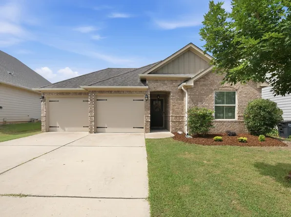 1008 Bethpage Ln, Calera, AL 35040