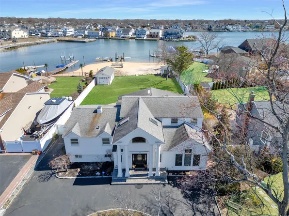 169 Ocean Avenue, Massapequa, NY 11758