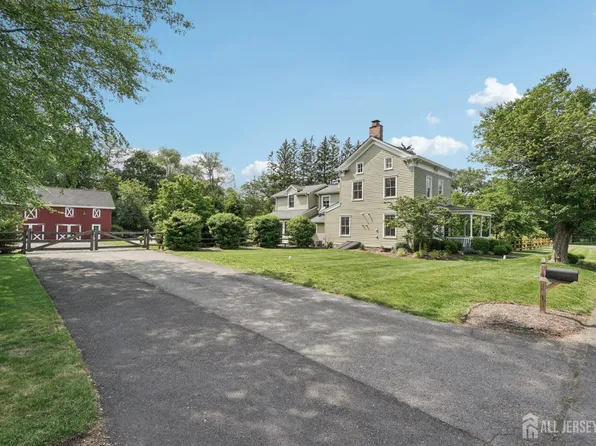 6 Greenwood Ave, Monmouth Junction, NJ 08852