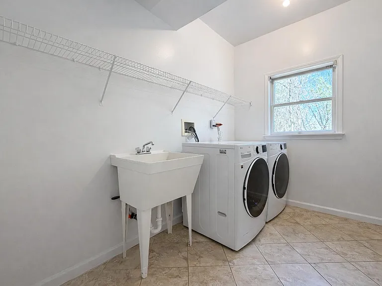12 Fortune Way — Photo 17