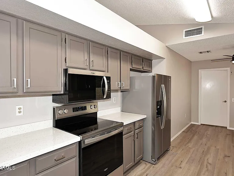 17218 N Desert Glen Dr — Photo 12