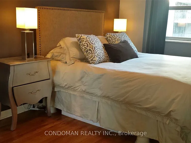 323 Richmond St E #308 — Photo 8
