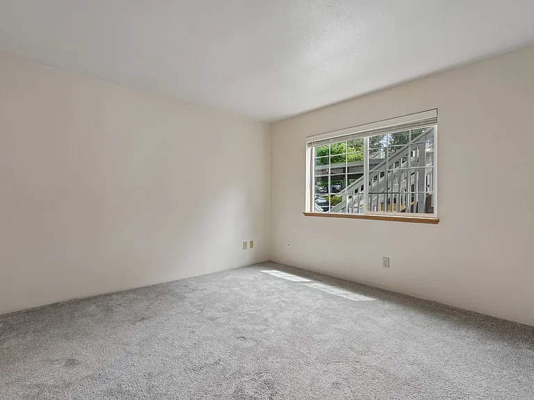 Forest Green Apartments — Photo 12