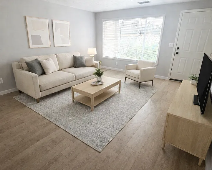 2015-2095 Debbie Way NE — Photo 1